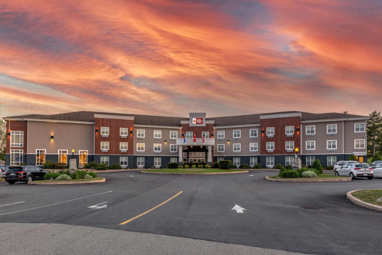 Best Western Plus Bridgewater Hotel & Convention Centre Exterior photo